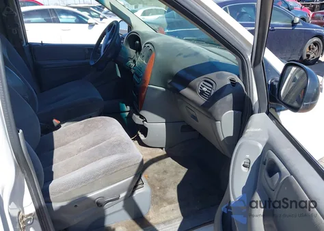 2005 Chrysler Town & Country из США, поврежденный, VIN 1C4GP45R55B341902